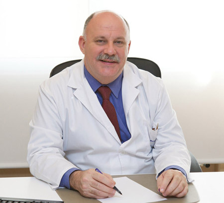 Doctor en medicina y cirugía. 50 Mejores médicos de españa